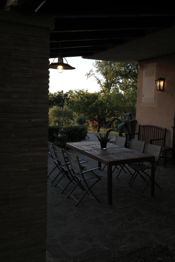 Casa Vacanze Colonnata Губбио Экстерьер фото