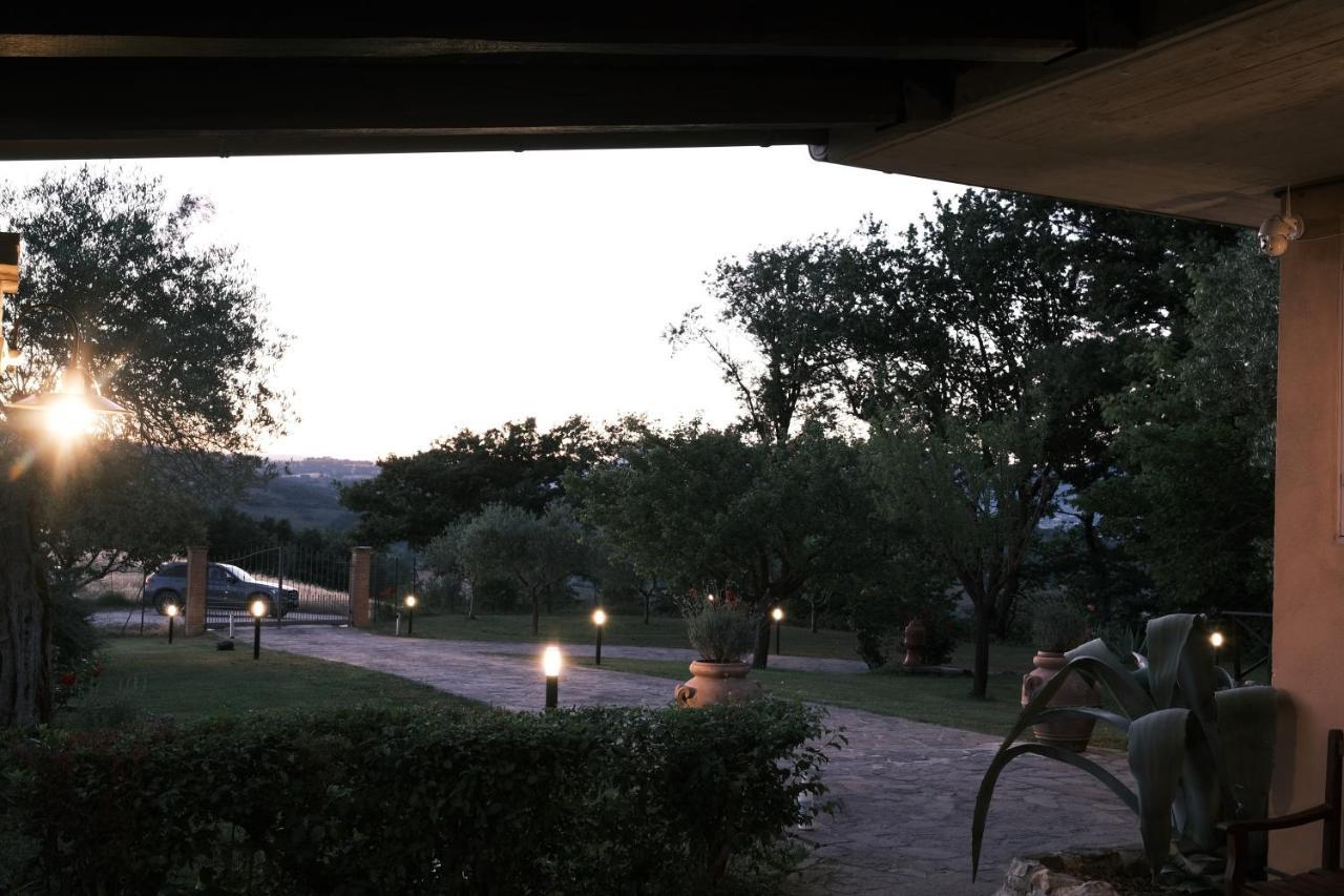 Casa Vacanze Colonnata Губбио Экстерьер фото