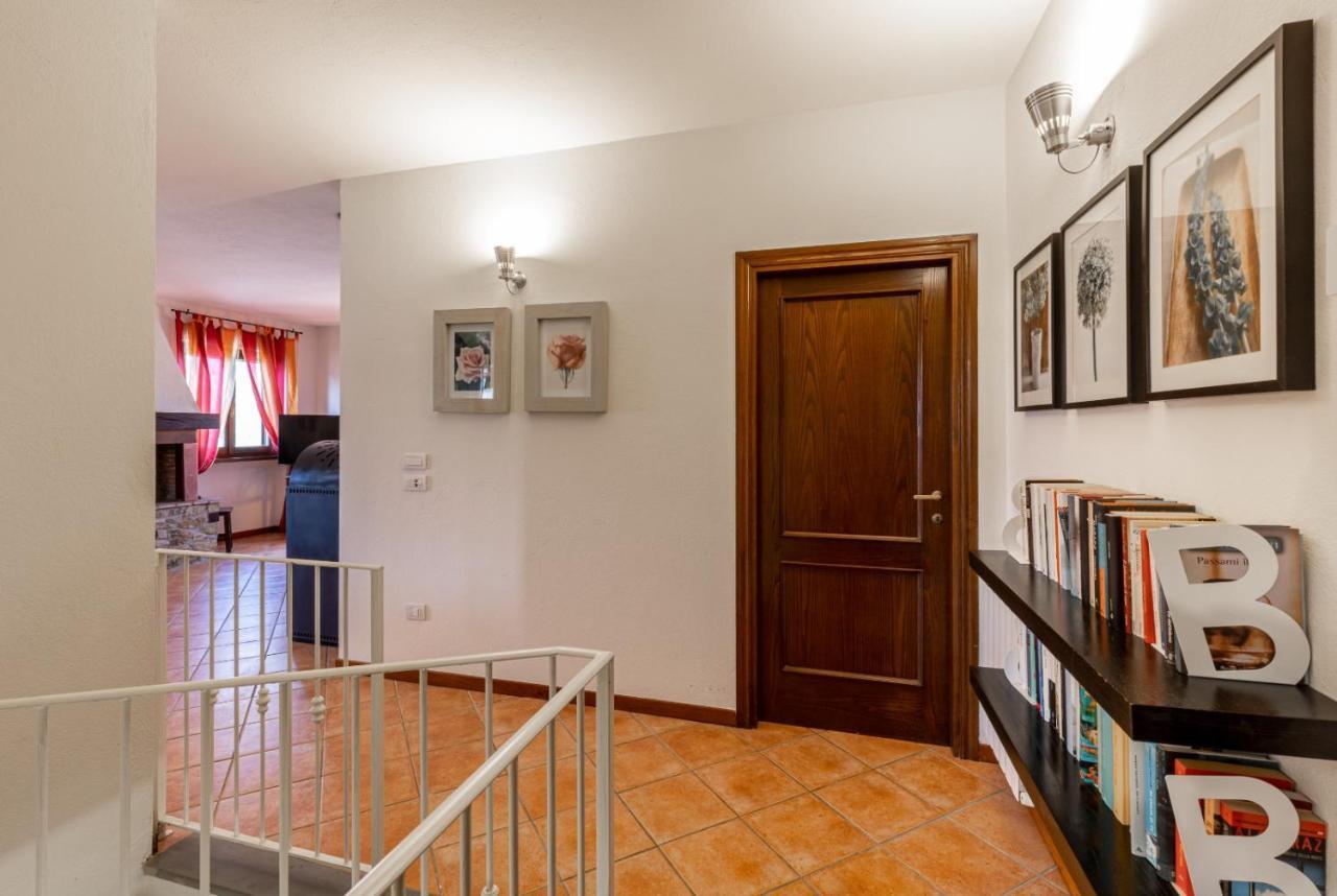 Casa Vacanze Colonnata Губбио Экстерьер фото