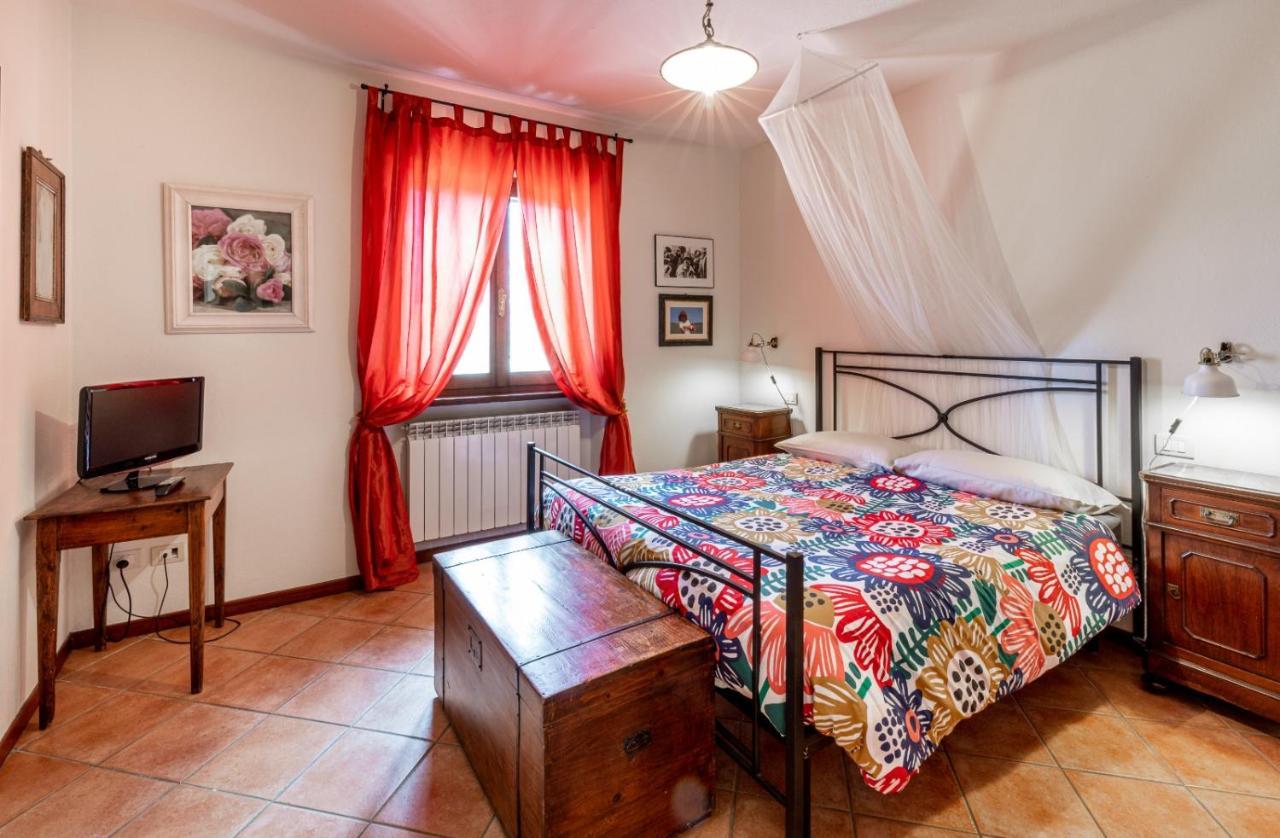 Casa Vacanze Colonnata Губбио Экстерьер фото